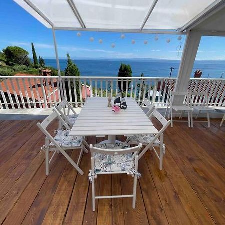 Sunrise Seaview Apartment Fiesa Piran Exterior photo