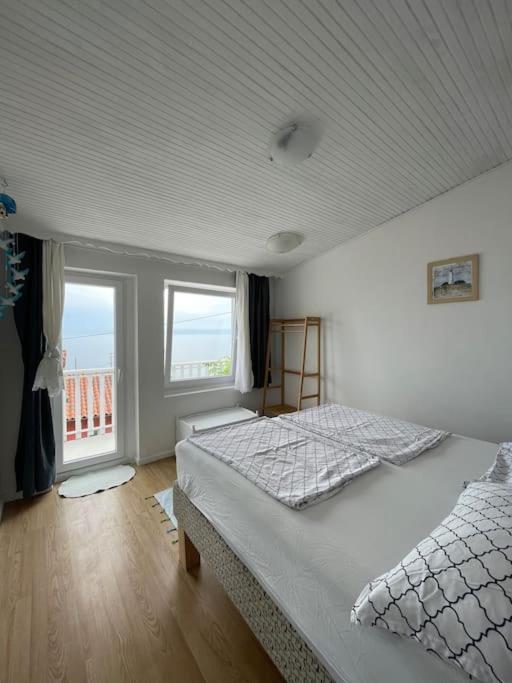 Sunrise Seaview Apartment Fiesa Piran Exterior photo