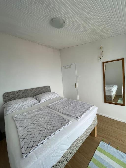 Sunrise Seaview Apartment Fiesa Piran Exterior photo