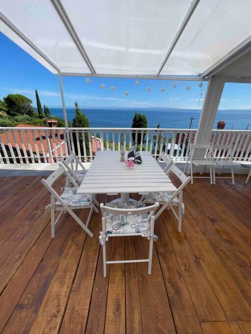 Sunrise Seaview Apartment Fiesa Piran Exterior photo