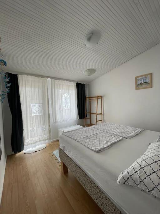 Sunrise Seaview Apartment Fiesa Piran Exterior photo