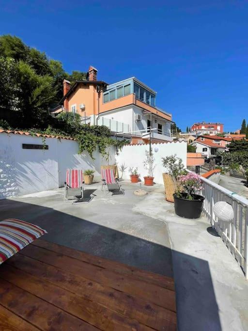Sunrise Seaview Apartment Fiesa Piran Exterior photo
